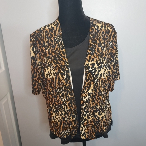 White Stag Women's Size X-Large Animal Print Stretch 2Fer Top 3/4 Sleeves - Picture 2 of 9